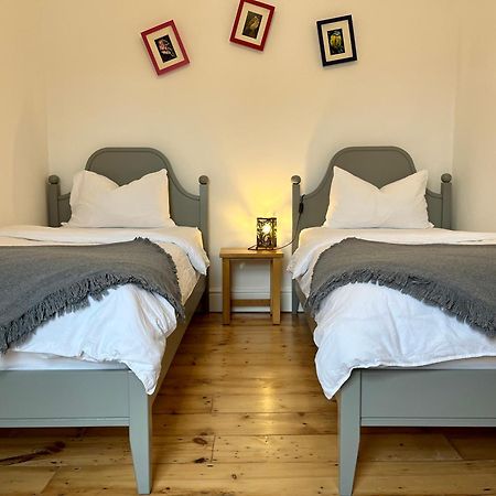 House With Parking, Short Stroll To Quay, Shops And Restaurants Villa Poole Buitenkant foto