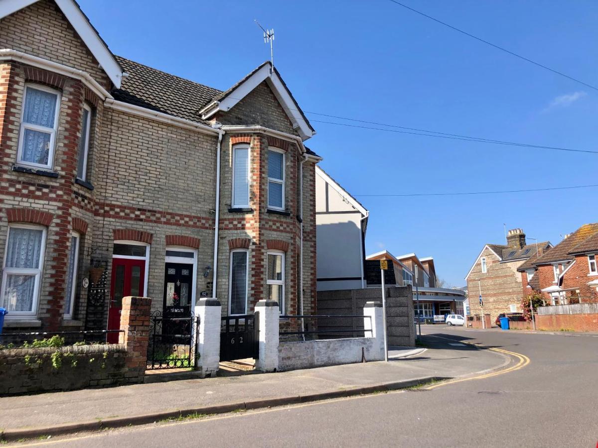 House With Parking, Short Stroll To Quay, Shops And Restaurants Villa Poole Buitenkant foto